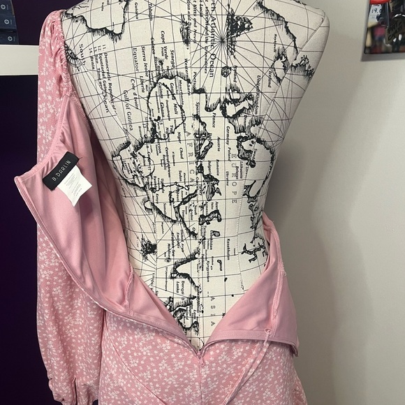 B. Darlin Long Sleeve Pink and White Dress - Picture 7 of 8